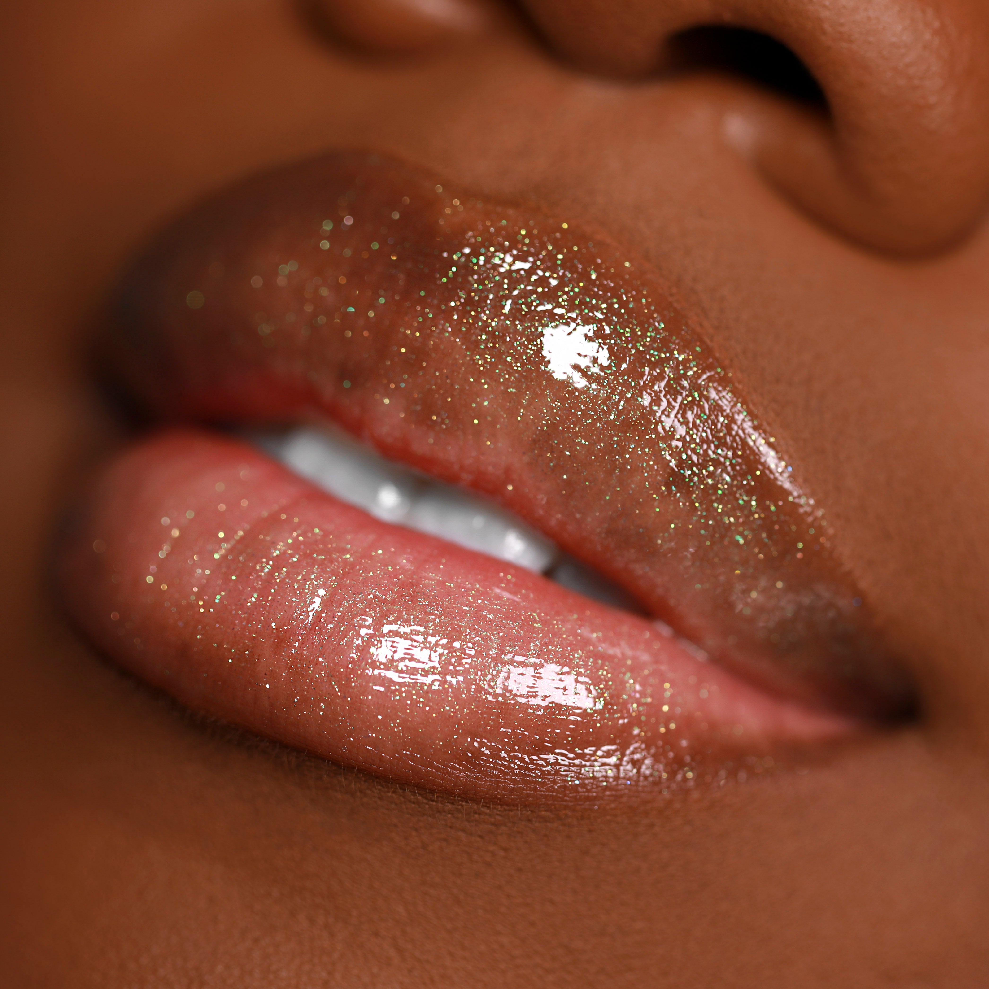 I'm Not Bougie But' Ultra Glitter Lip Gloss — Pyramid